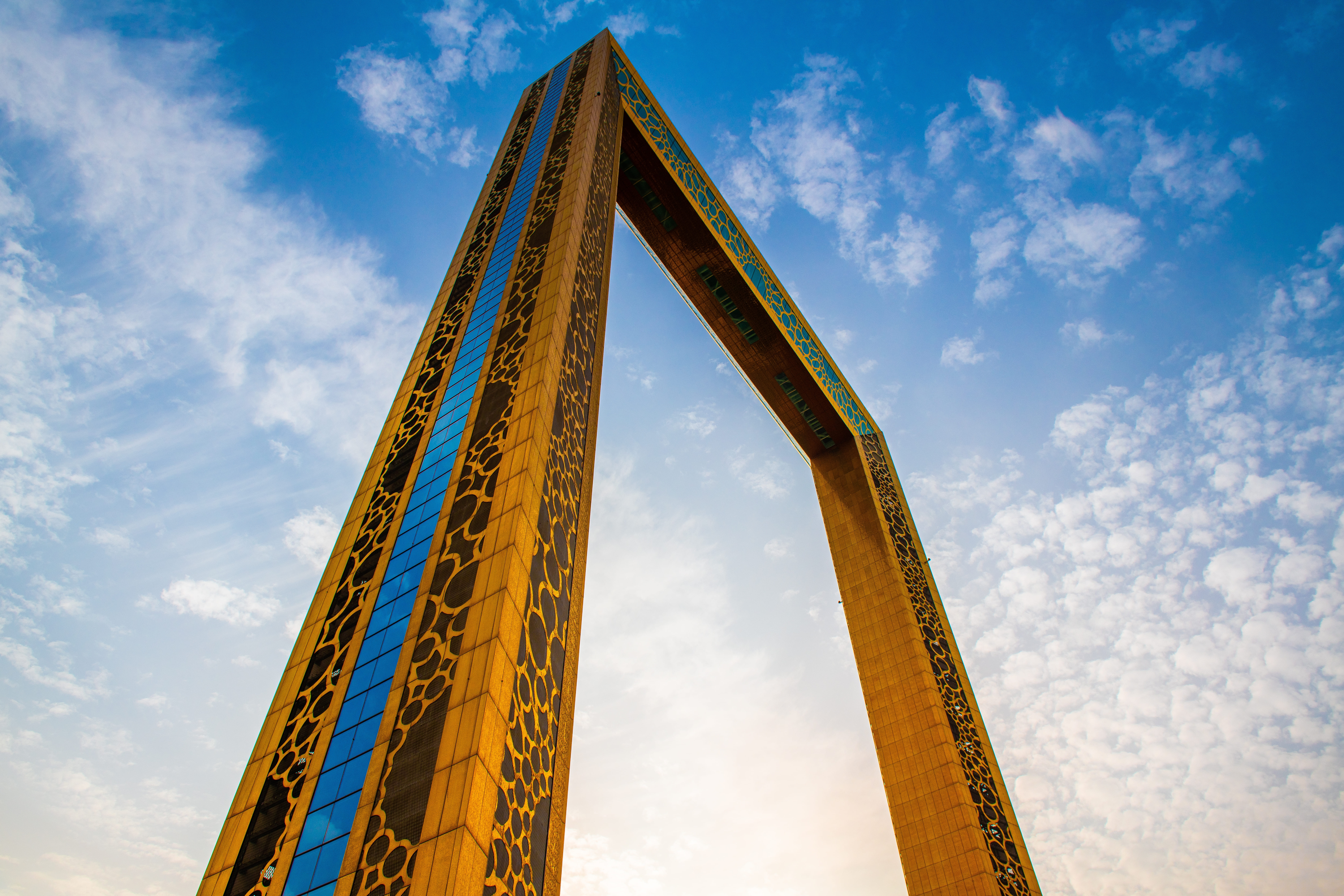 DUBAI FRAME